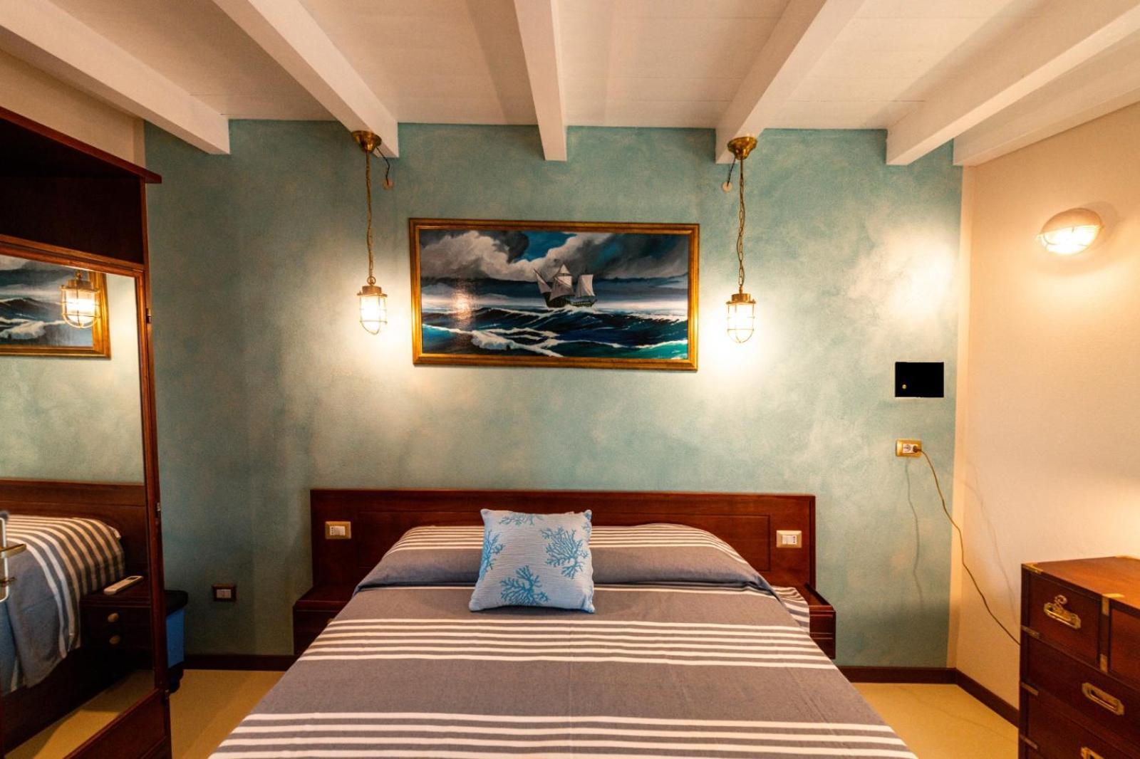 Le Tre Caravelle Hotel Sant'Antioco Exterior photo